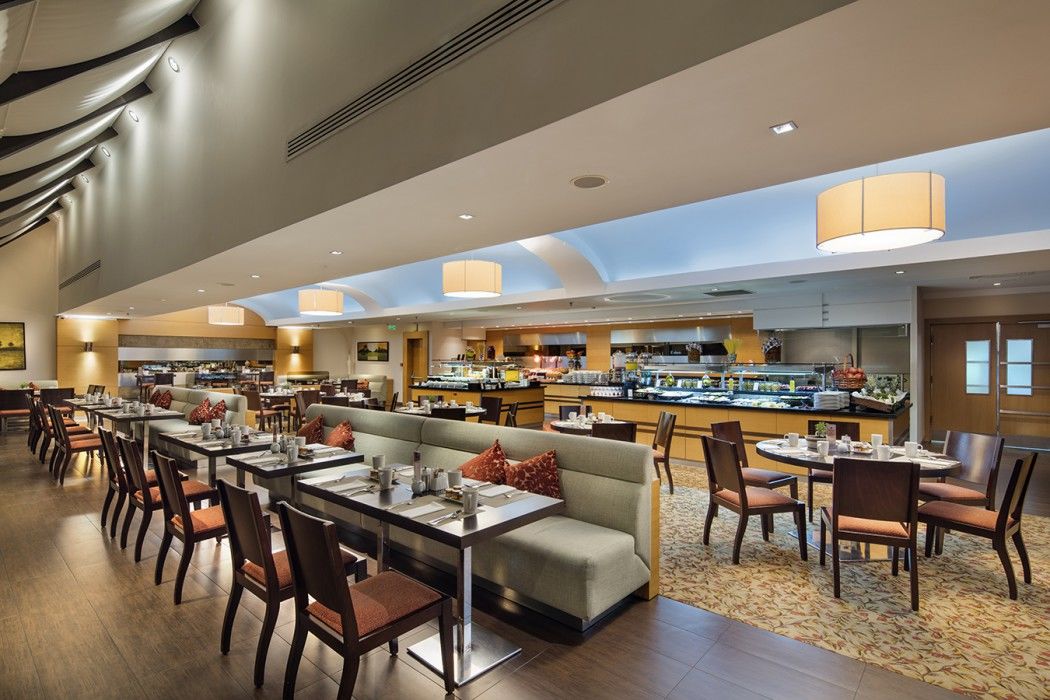 Hilton Izmir Hotel Exterior photo The restaurant